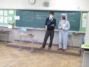 ⑱R2-bunkasai-3E1 (3)